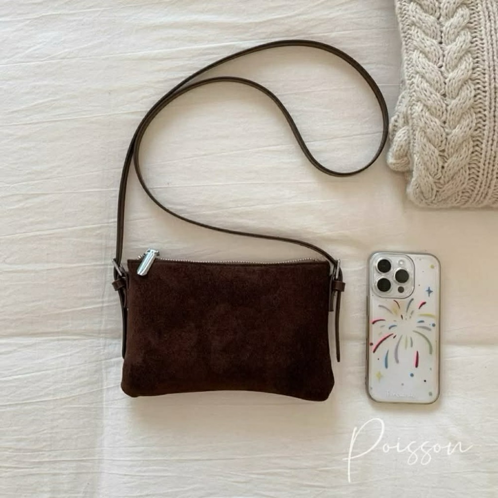 Poisson_korea🌟闆娘推薦選品🌟韓國實用麂皮絨小包 手機包 斜背包-規格圖9