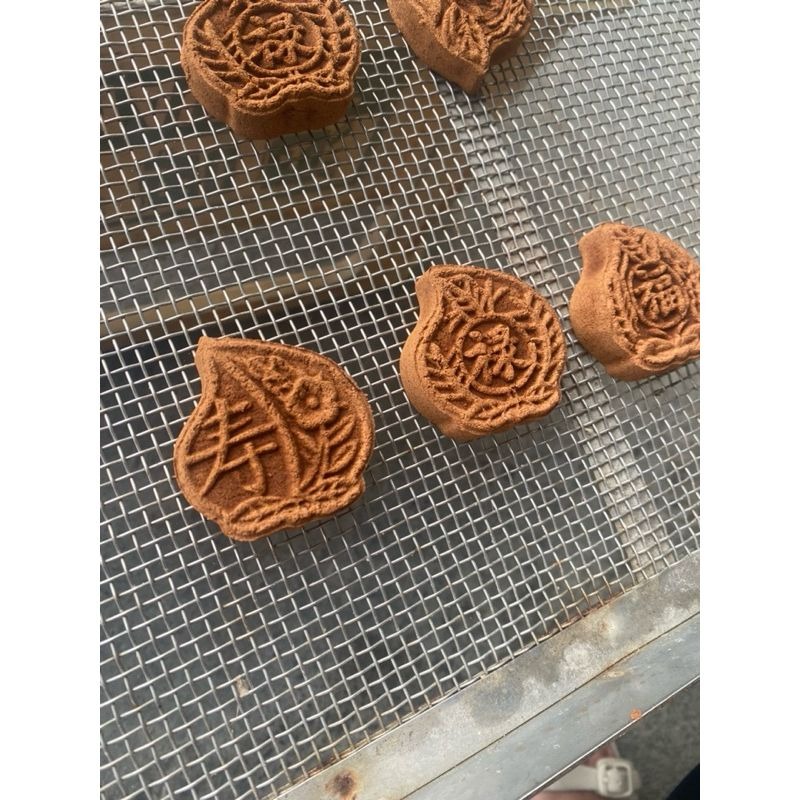 【尋根之橋】預購（梢楠/老山）神明香餅 手工壓模多少都會有小瑕疵 不介意再下標-細節圖7