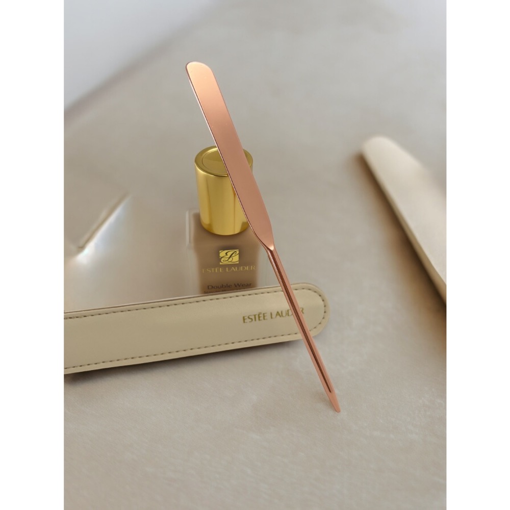 廠商現貨🌟雅詩蘭黛 粉底刮棒-細節圖2