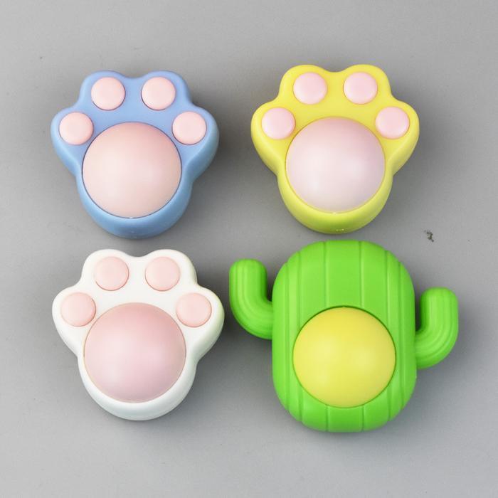 『伊果~現貨秒出』寵物玩具 自嗨 解悶 薄荷球玩具 貓薄荷球 耐抓 耐咬 磨牙 磨牙玩具 貓玩具 薄荷草 旋轉薄荷球 寵-細節圖9