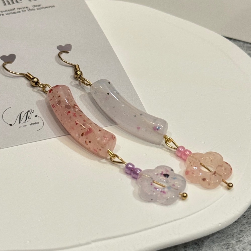 【MeloMade】 ［可愛花花、彎管撞色y2k復古耳環］-細節圖2