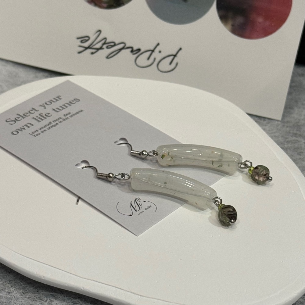 【MeloMade】 ［可愛花花、彎管撞色y2k復古耳環］-細節圖4