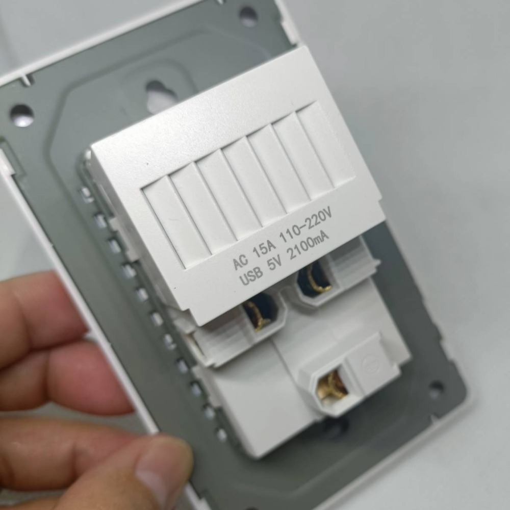 2.1A 雙USB插座充電 壁插 插座充電器-細節圖4