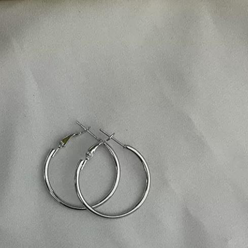 【CARA MIA】純銀耳環 歐美大圈圈 純銀耳環 925 耳釘 現貨 耳環 耳針 飾品 耳扣 禮物 生日禮物-細節圖5