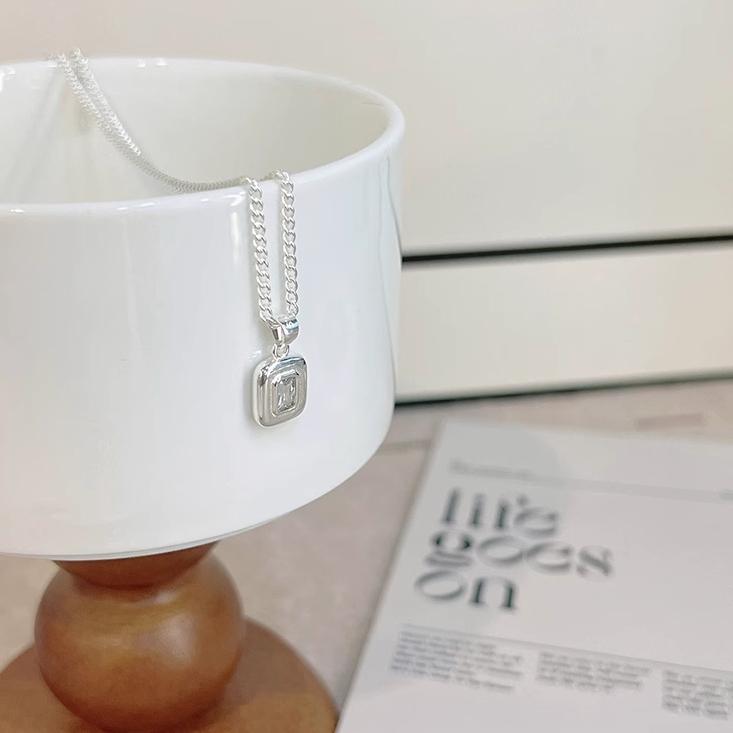 現貨 純銀項鍊 項鍊 銀項鍊 純銀 飾品 925 項鍊女 銀飾 鎖骨鏈 銀鏈 禮物 生日禮物 情侶禮物 水晶項鍊 水晶-細節圖4