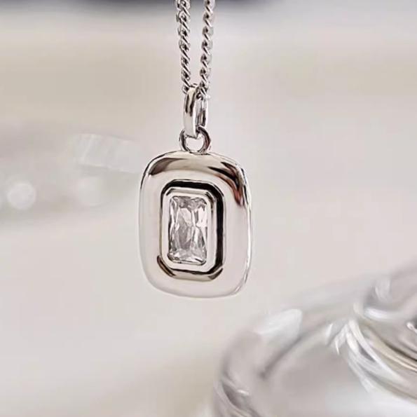 現貨 純銀項鍊 項鍊 銀項鍊 純銀 飾品 925 項鍊女 銀飾 鎖骨鏈 銀鏈 禮物 生日禮物 情侶禮物 水晶項鍊 水晶-細節圖6