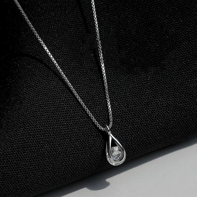 現貨 純銀項鍊 項鍊 銀項鍊 純銀 飾品 925 項鍊女 銀飾 鎖骨鏈 銀鏈 禮物 生日禮物 情侶禮物 鋯石 鑽 莫桑鑽-細節圖2