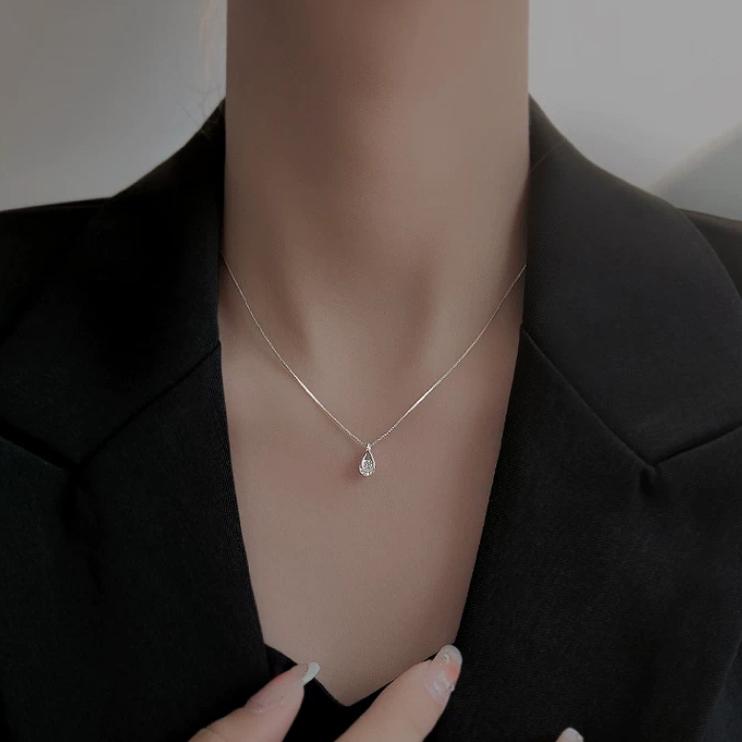 現貨 純銀項鍊 項鍊 銀項鍊 純銀 飾品 925 項鍊女 銀飾 鎖骨鏈 銀鏈 禮物 生日禮物 情侶禮物 鋯石 鑽 莫桑鑽-細節圖5