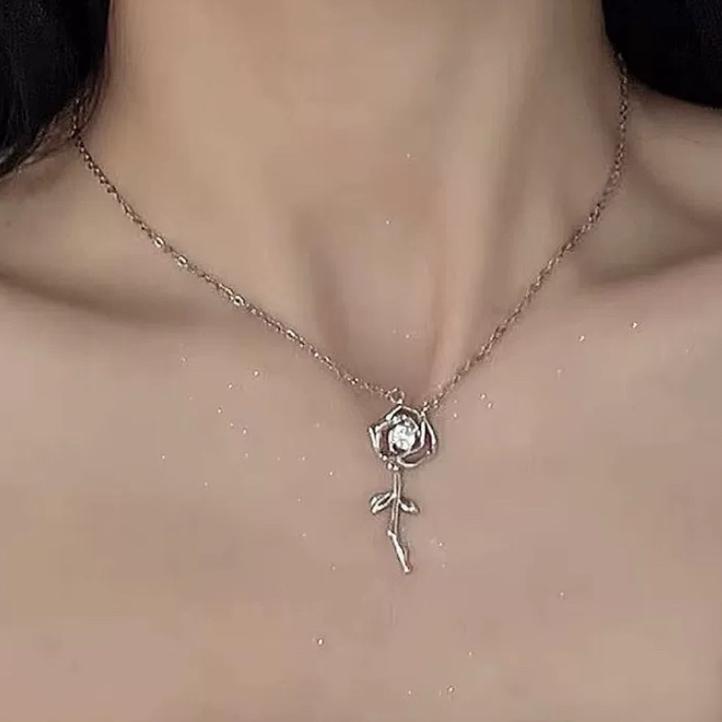 現貨 純銀項鍊 項鍊 銀項鍊 純銀 飾品 925 項鍊女 銀飾 鎖骨鏈 銀鏈 禮物 生日禮物 情侶禮物 情侶小物 銀-細節圖2