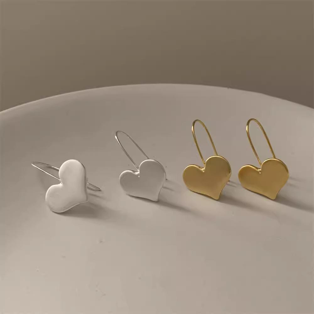 【CARA MIA】垂墜式愛心耳針 耳環 純銀耳環 耳釘 耳針 耳扣 耳飾 韓國 韓系 ins-細節圖2