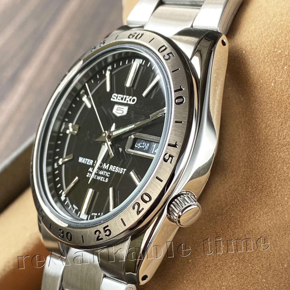 【SEIKO 自動機械手錶】不鏽鋼黑面指針錶款-SNKE01/SNKE01K1-細節圖3