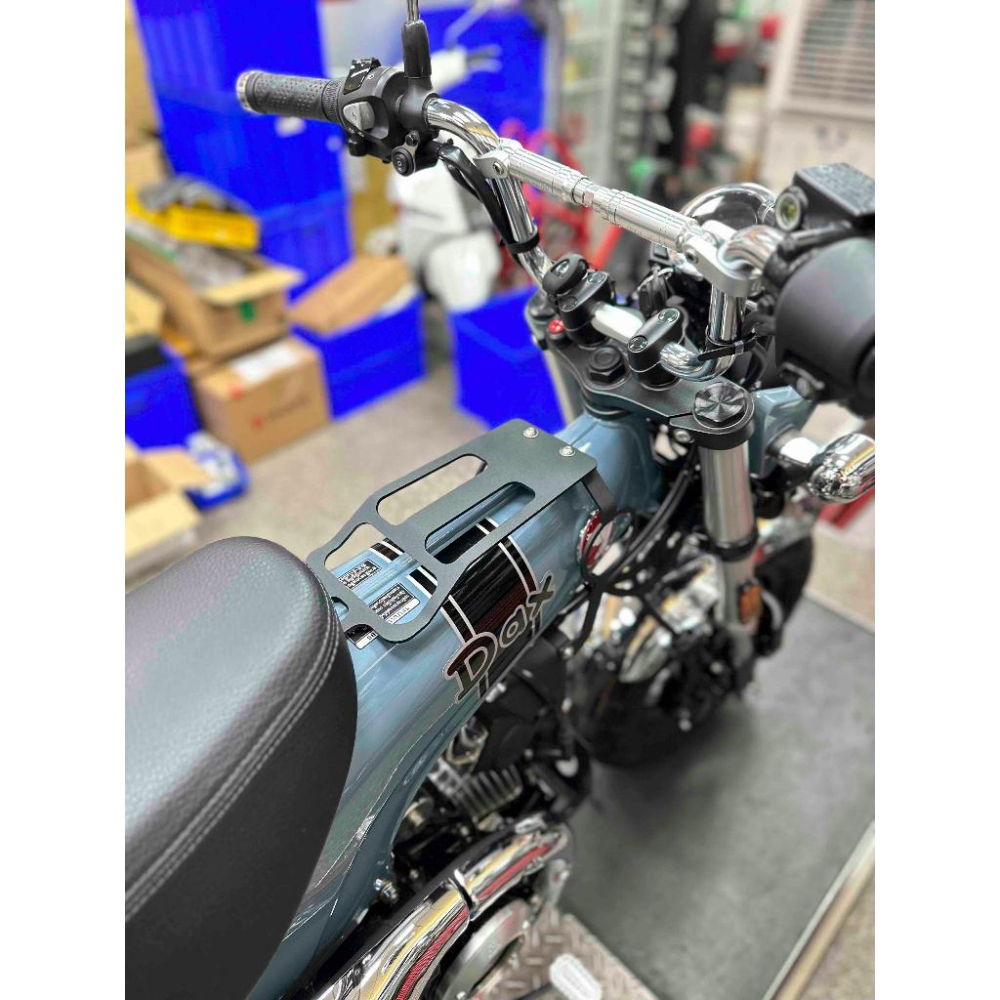 DAX125專用 NEMOTO 中央貨架 中央龍骨支架 龍骨支架 DAX125 台灣製造 白鐵材質 粉體塗裝-細節圖6