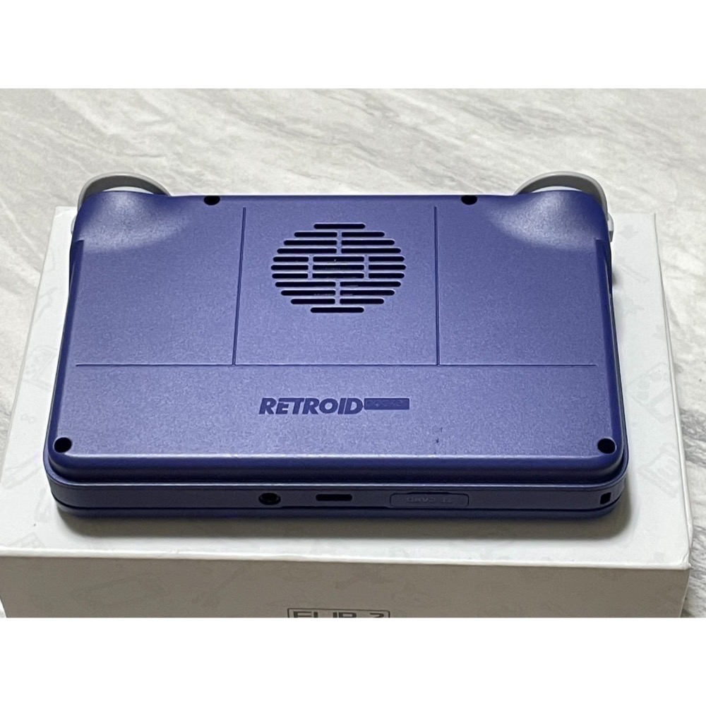 (二手)Retroid Pocket Flip 2含硬殼包及軟殼保護套-細節圖6