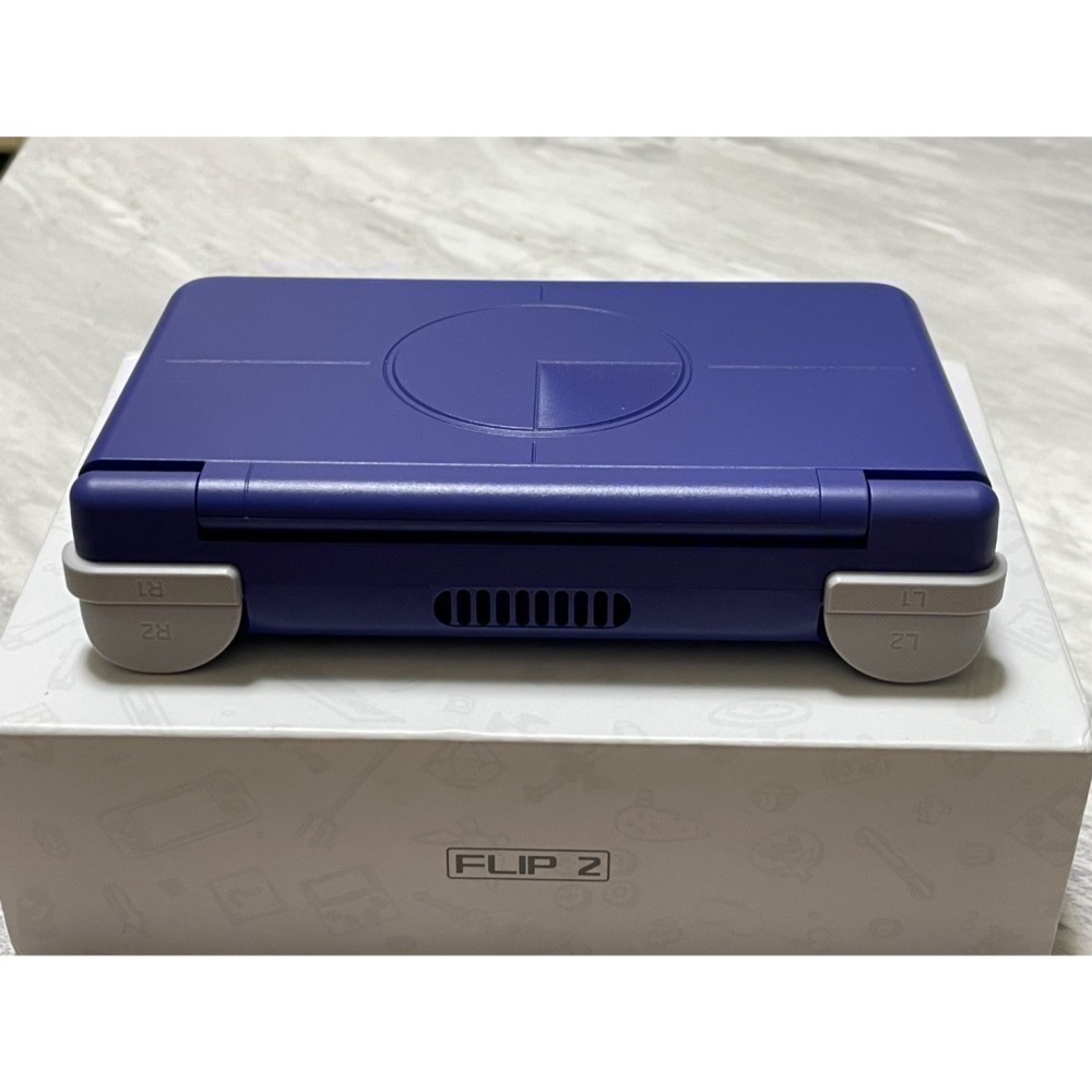 (二手)Retroid Pocket Flip 2含硬殼包及軟殼保護套-細節圖8