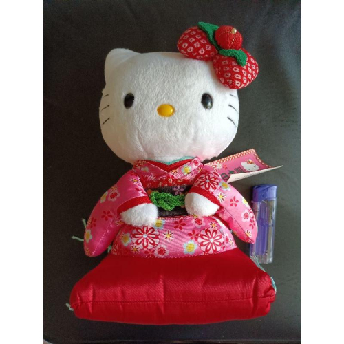 Hello kitty 日本製 和服 娃娃 絨毛 玩偶 坐姿