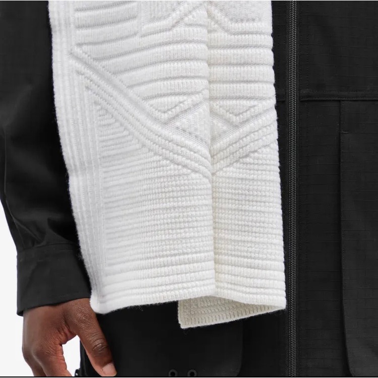 Y-3！Y3！絕版🌟珍稀大作~奢暖頂級精品！歐陸羅馬尼亞製造！繡春~刺繡版！奶油杏色！歐幾里得優雅凝聚~手洗羊毛圍巾披肩-細節圖7