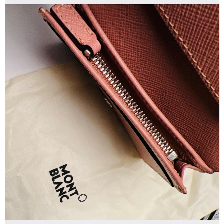 唯美絕版🌸MONTBLANC(萬寶龍)義大利製~頂級精品！金幣包！唯美高階匠心~防刮牛皮玫瑰珊瑚胭脂色~中短夾皮夾錢包-細節圖10