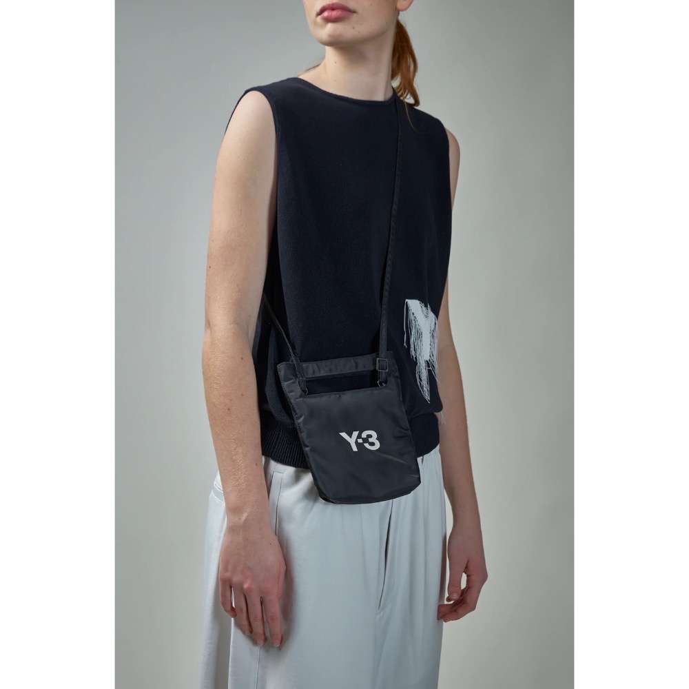 Y-3!Y3🌟全球限定！低配額！自在出行！黑色！琴譜包！隨身托特包、側背包、斜背包、頸掛包、手機包、長夾包、手拿包！-細節圖3