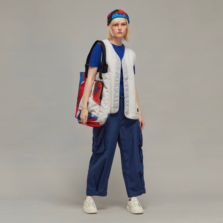 Y-3🌟 Y3~極稀有大作！全球限購限量~頂級精品星光版藝術家主理象牙白色紋繡幾何托特包、側背包、斜背包、肩背包~收藏款！-細節圖2