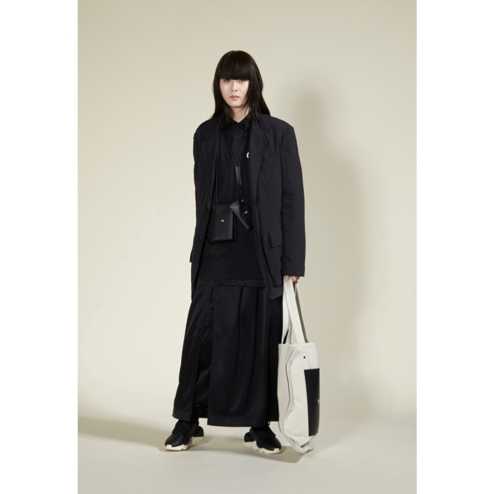 Y-3！Y3~絕版品🌟華麗限定！全球限購限量~頂級精品！至善前瞻！奶油色杏色、黑色托特包、側背包、斜背包、肩背包~收藏款-細節圖7