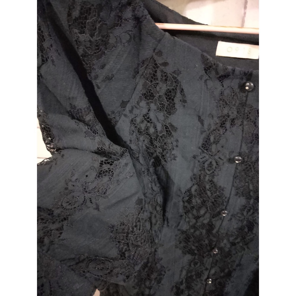 專櫃正品0918黑色蕾絲上衣（C)-細節圖2