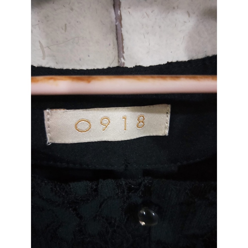專櫃正品0918黑色蕾絲上衣（C)-細節圖3