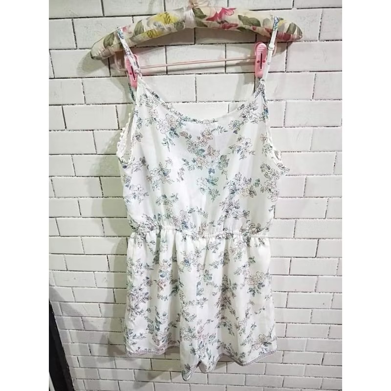 全新Lovfee小碎花連身褲（R)-細節圖2