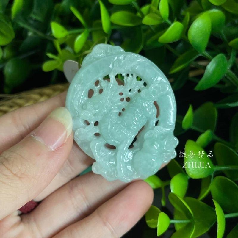 翡翠 帶證 天然緬甸 果綠 麒麟 鏤空 雙面 立體 緬甸 玉 日光實拍 保A 直播 玉牌 玉墜 祥雲 祥瑞 神獸 玉件-細節圖2