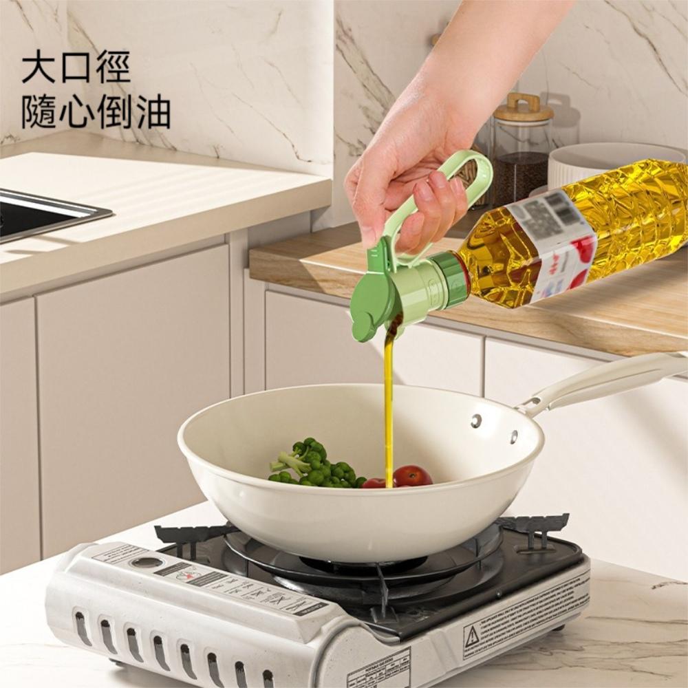 『熊愛貝百貨』按壓出水導流順暢出水蓋保特瓶油瓶冷水壺密封控量附把手飲料瓶蓋-細節圖3