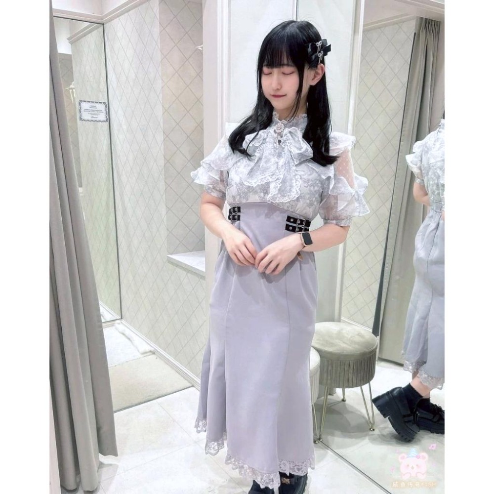 【ROJITA】日單 清楚系 洋裝 假兩件 藍色花紋 蕾絲拼接 露肩 魚尾裙 日系 地雷系 量產型 少女-細節圖3