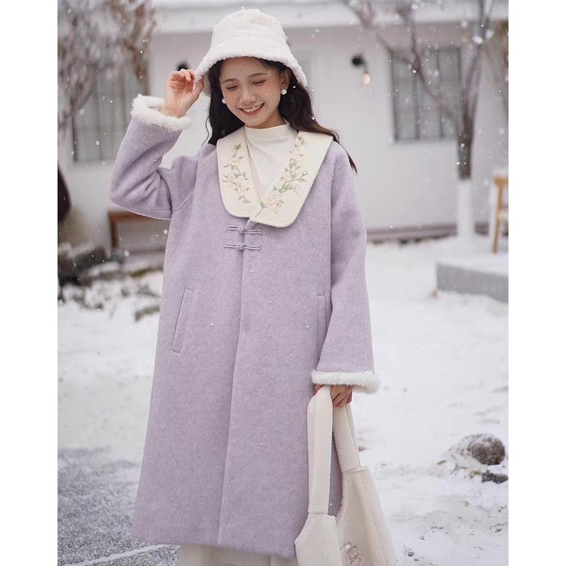 【七與珍珠】香爐紫煙 漢元素 大衣 外套 冬季 復古 古著 漢服 中國風 紫色 毛料 外套 中長 風衣 香芋紫 S碼-細節圖3