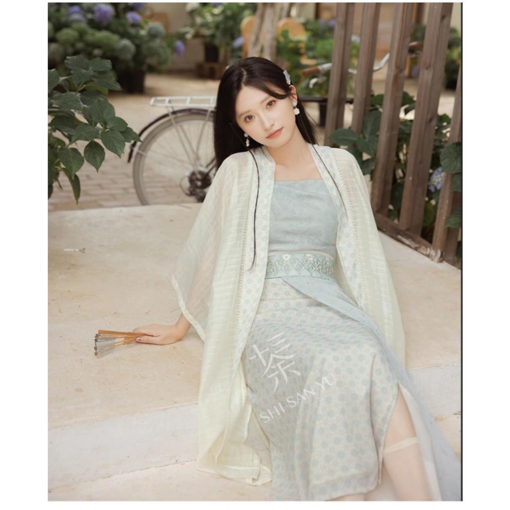 【十三余】春令添香 改良旋裙 漢服 漢元素 中式 古風 中國風 下裙 漢服裙 M碼-細節圖5