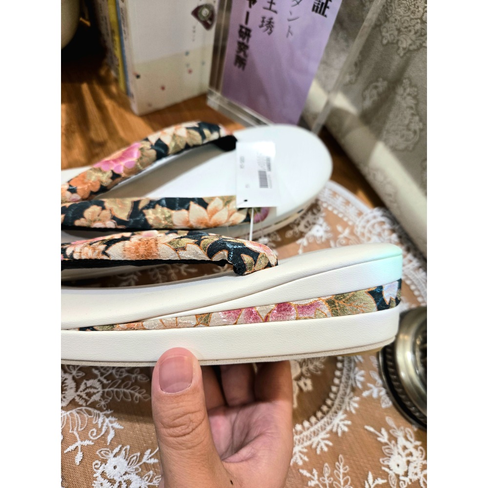 綠花草履｜24cm｜大部分場合都能穿-細節圖3