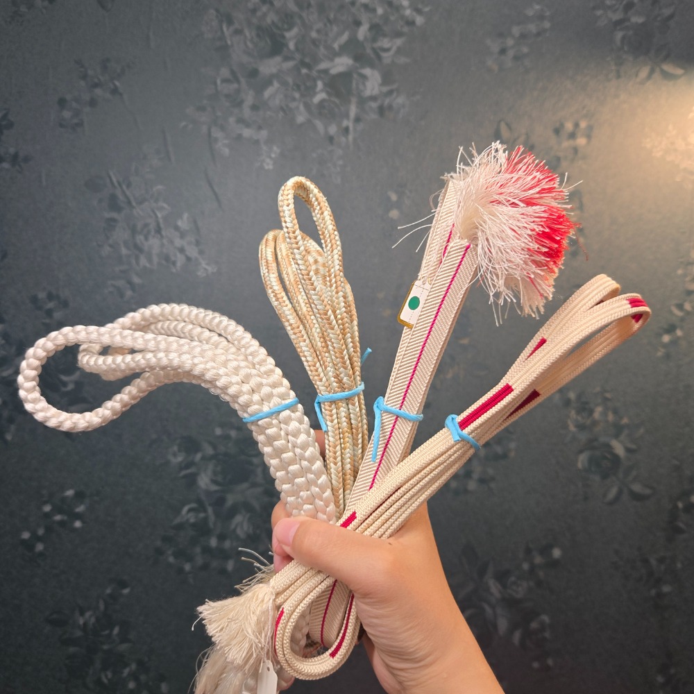 白色系帶締｜大家都很有戲-細節圖2