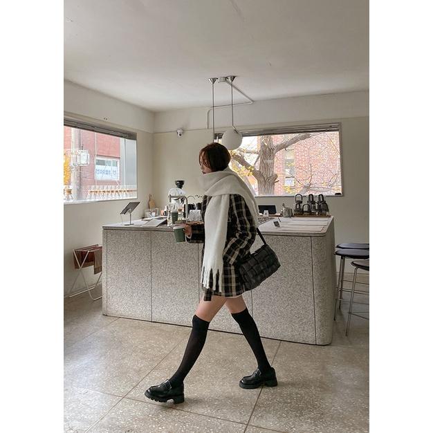 533 ｜ 新色2026韓國保暖柔軟長粗辮子流蘇加厚圍巾大圍巾聖誕紅綠黑灰白駝咖粉黃藍格紋正韓-細節圖7