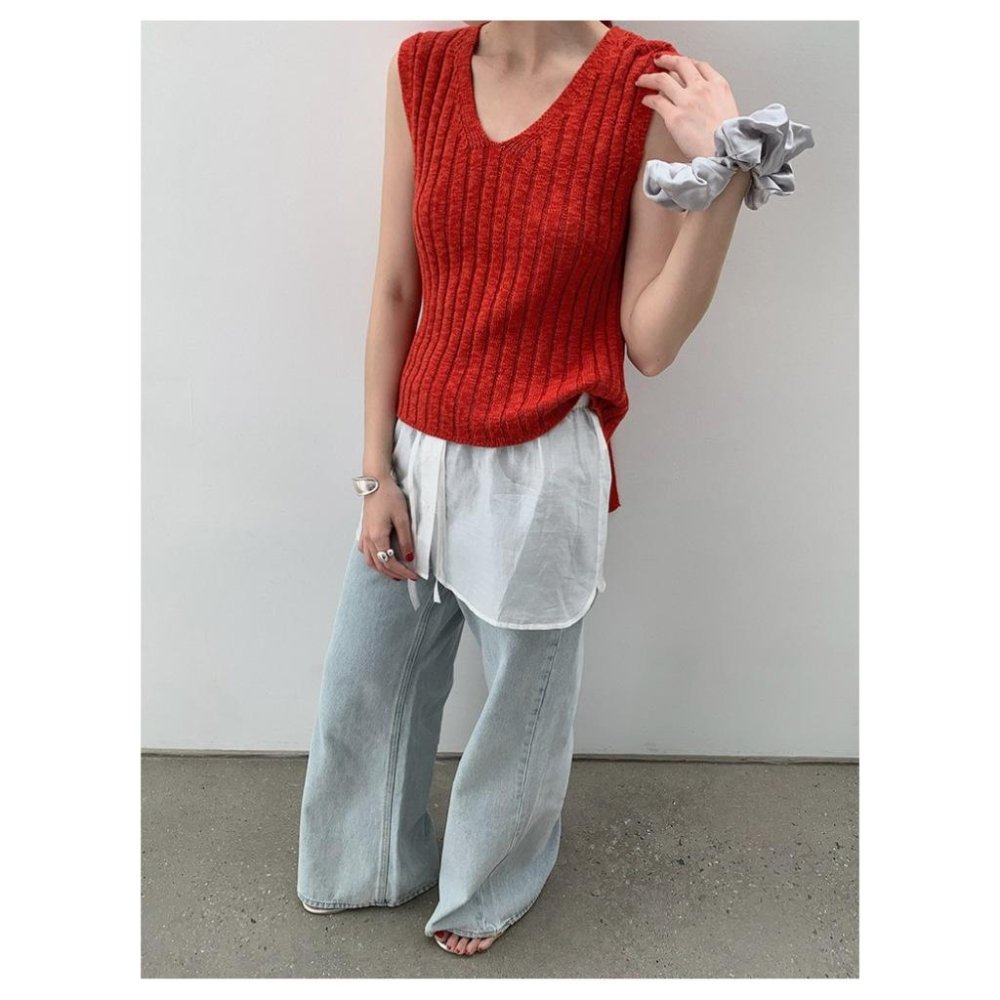 533 |  現貨 過年紅色韓國綁帶坑條V領針織背心馬甲附腰帶-細節圖2