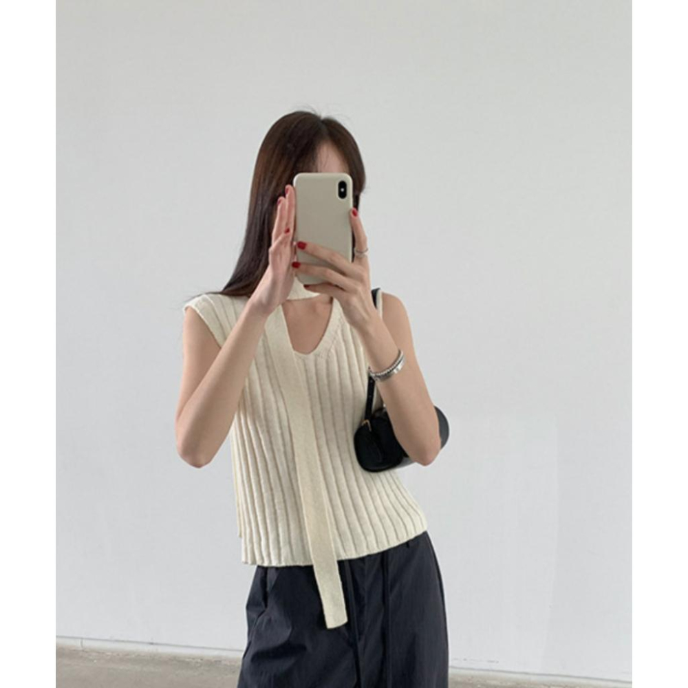 533 |  現貨 過年紅色韓國綁帶坑條V領針織背心馬甲附腰帶-細節圖4