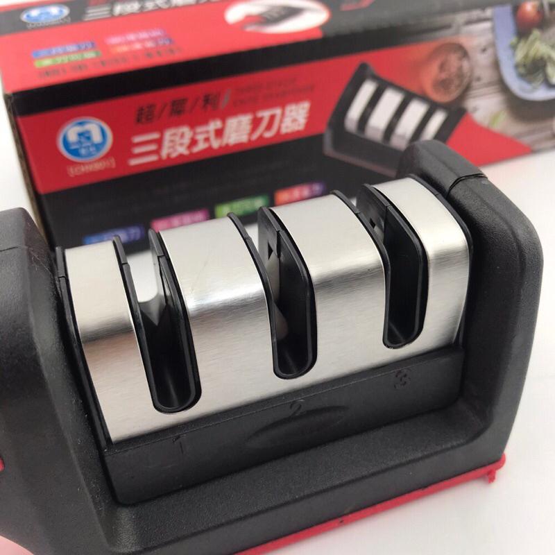 三段式磨刀器 磨刀台 磨刀棒 磨刀石 三段式 打磨器 打磨  磨刀 握式磨刀器 菜刀磨刀器 刀具 菜刀 菜刀鋒利神器-細節圖2