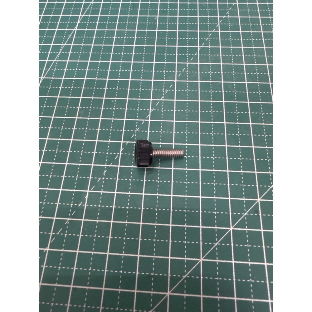 底座螺絲（單顆）