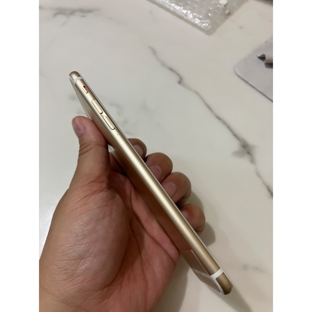 6P 64g 金色-細節圖4