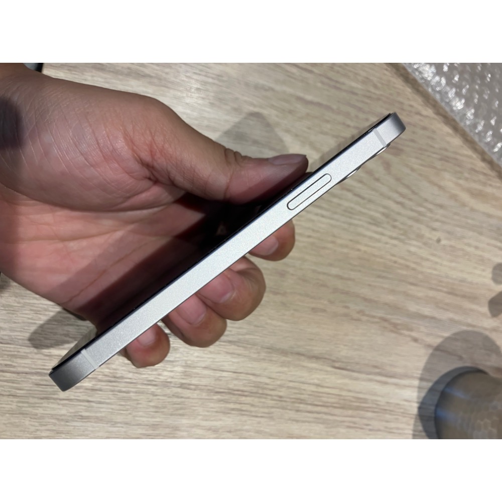 12 128g 白色 🔋100%（18.3.2）-細節圖2