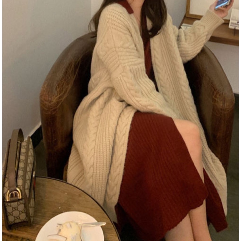 ￼韓國🇰🇷東大門代購⭐️麻花毛衣長板針織外套❤️2024名媛貴氣質風🥰藍色很美/米白現貨2天內出-細節圖3