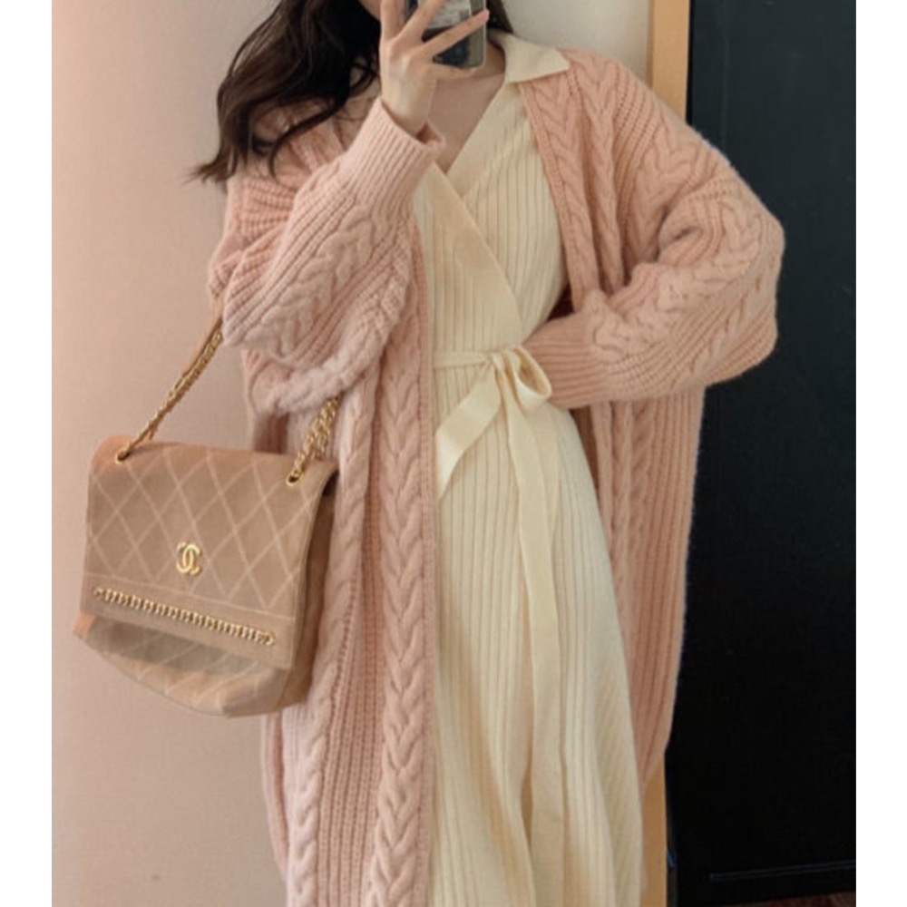 ￼韓國🇰🇷東大門代購⭐️麻花毛衣長板針織外套❤️2024名媛貴氣質風🥰藍色很美/米白現貨2天內出-細節圖5