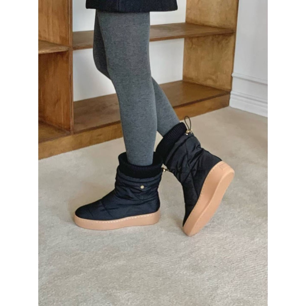 🇰🇷 韓國代購 爆款！老闆家3cm 厚底 撞色雪靴/麵包靴 (黑/米白)-細節圖2