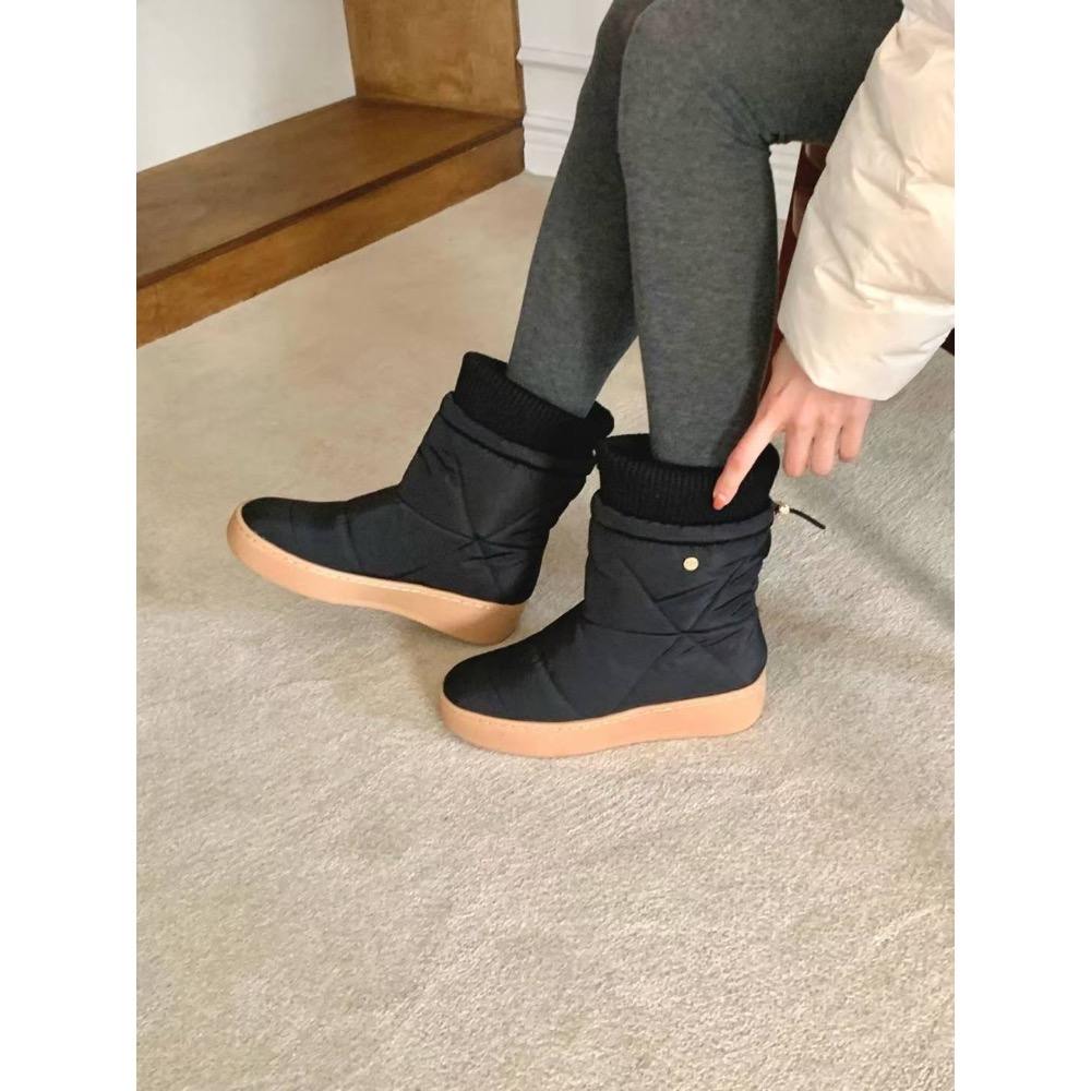 🇰🇷 韓國代購 爆款！老闆家3cm 厚底 撞色雪靴/麵包靴 (黑/米白)-細節圖3