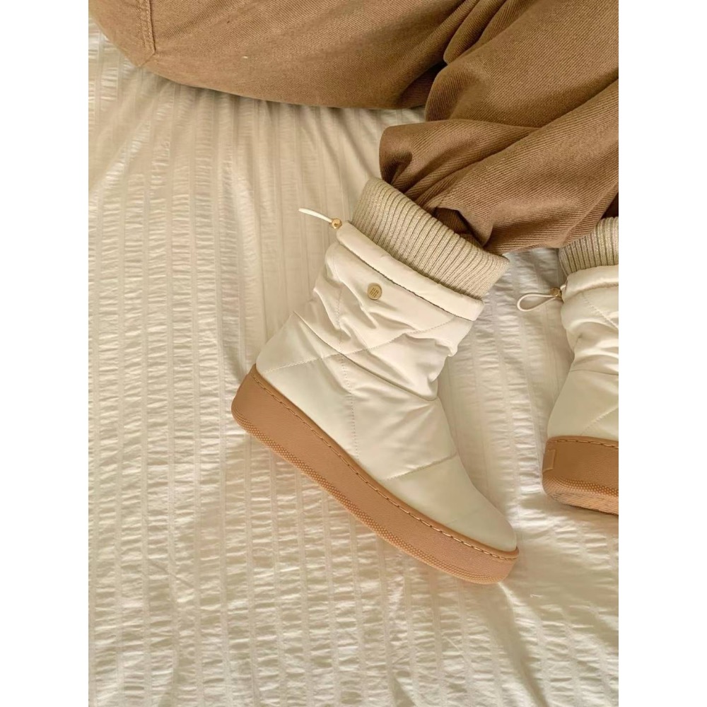 🇰🇷 韓國代購 爆款！老闆家3cm 厚底 撞色雪靴/麵包靴 (黑/米白)-細節圖5