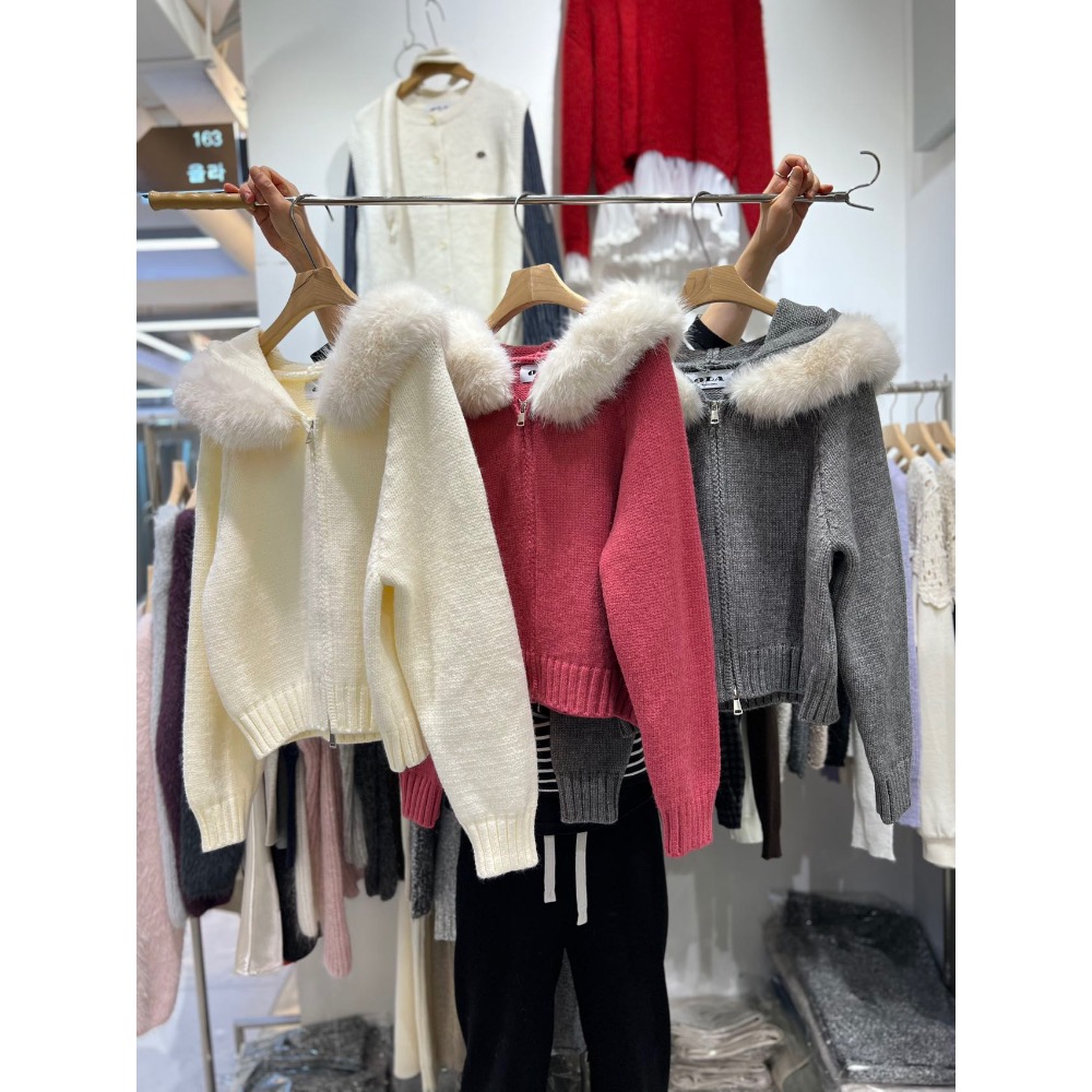 [正韓] 韓國代購 Ola 家 大毛領針織連帽外套 針織衫 氛圍感 毛毛外套 顯臉小 加厚 保暖 東大門連線-細節圖2