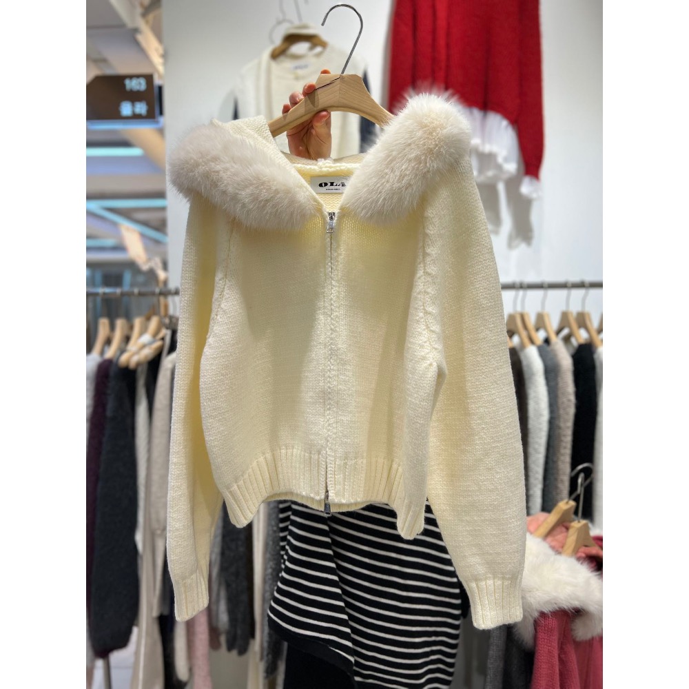 [正韓] 韓國代購 Ola 家 大毛領針織連帽外套 針織衫 氛圍感 毛毛外套 顯臉小 加厚 保暖 東大門連線-細節圖3