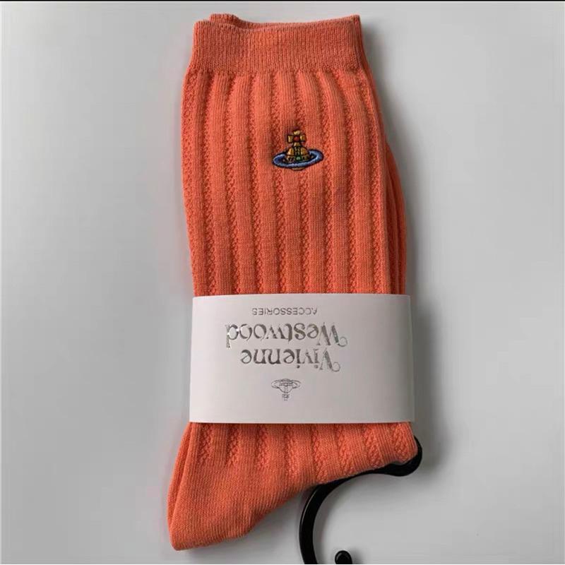 《米諾潮流》實拍現貨 日本製🇯🇵Vivienne Westwood土星小刺繡襪子 長襪 多色-細節圖5