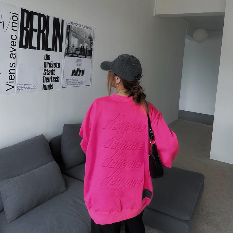 《米諾潮流》WE11DONE浮雕字母 韓版潮牌 寬鬆圓領衛衣 大學T-細節圖3